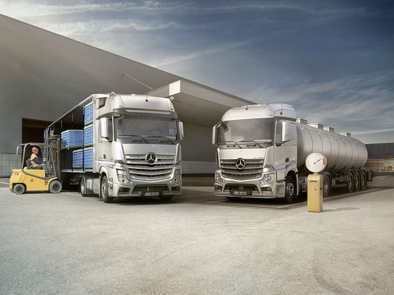 Mercedes-Benz 15 let jedničkou mezi nákladními automobily